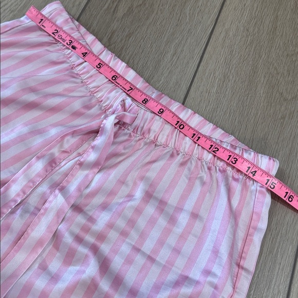 Y2K Classic Victorias Secret Pink & White Satin Pajama Set Sz S Loungewear - Picture 11 of 13